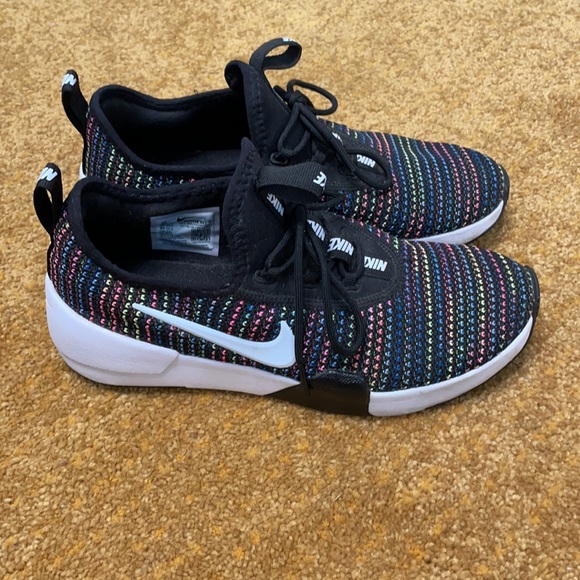 Nike Ashin Modern SE Running shoes 5Y - Picture 2 of 7